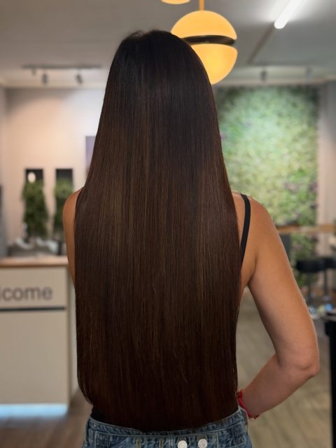 Natürlich, flexibel und wunderschön – genau dafür lieben wir die brasilianische Mega-Hair-Methode. 🤎#haarverlängerungen#brasilianischemethode#extensions#byadriana🥰😊